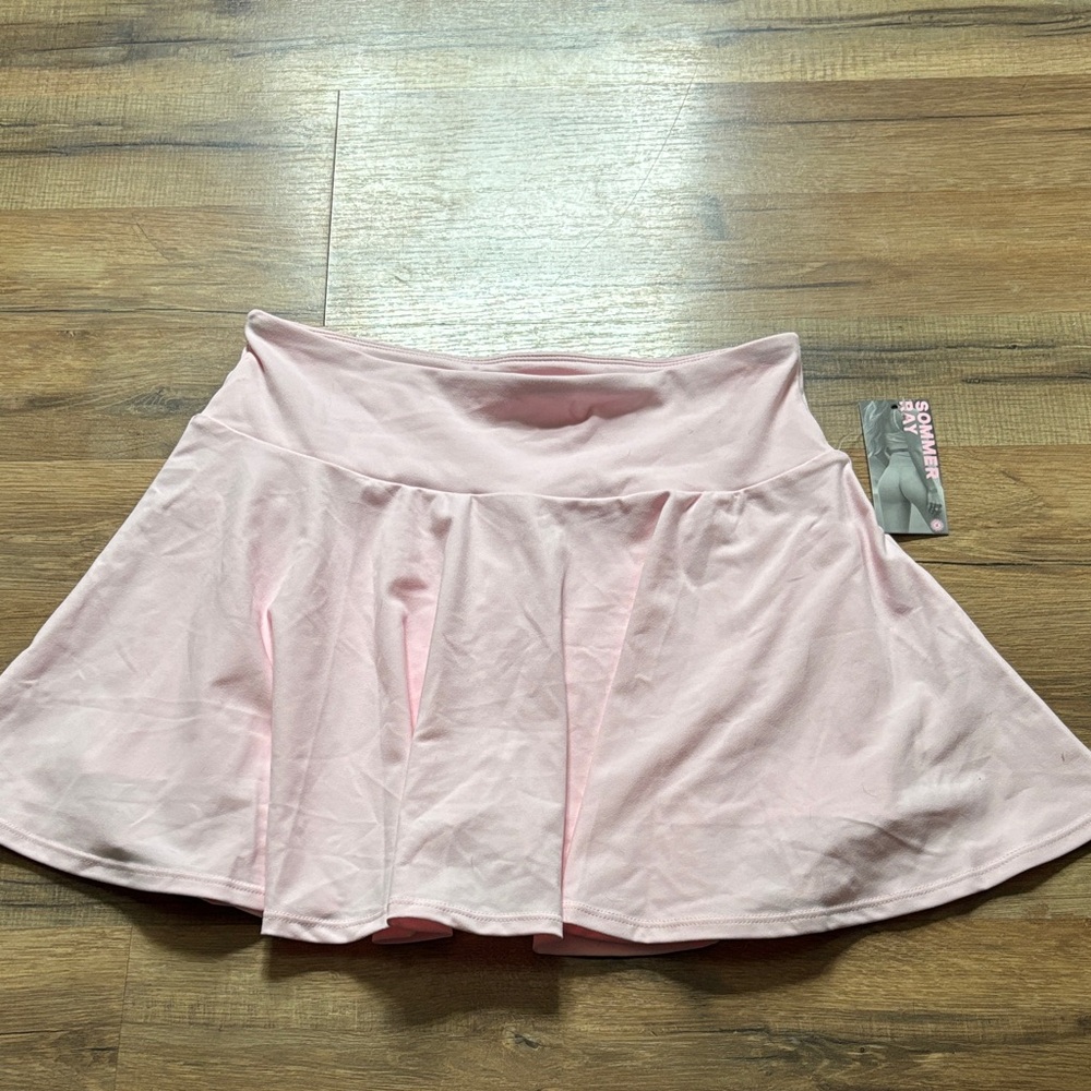 NWT Charolette Russe Skort